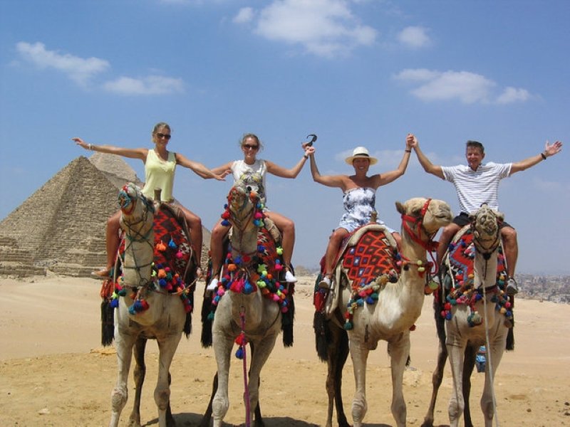 Cairo and Pyramids Day Trip by bus from Marsa alam