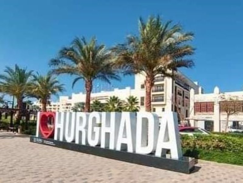 Hurghada City Tour, Mosque Visit & Handicraft Shopping