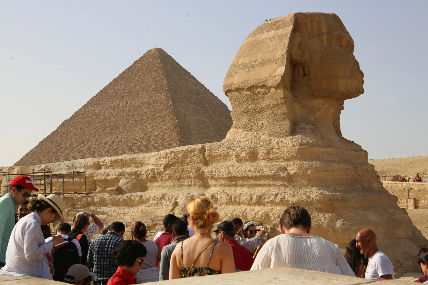 book a day trip Hurghada to pyramids online